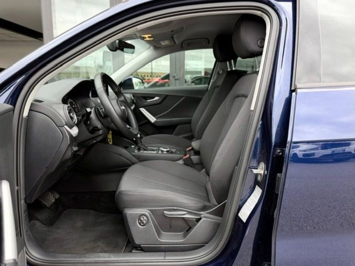 Audi Q2 Q2 35 TDI (15)