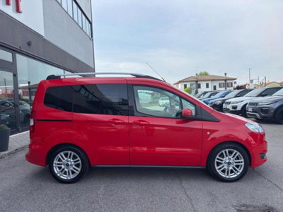 Ford Tourneo Courier 1.0 EcoBoost 100 CV Plus (17)
