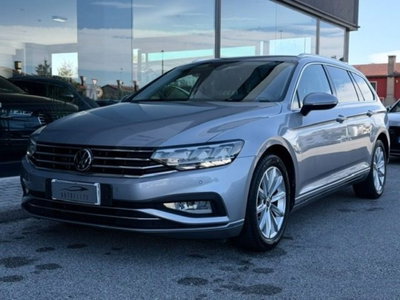 Volkswagen Passat Variant 2.0 TDI SCR 122 CV EVO DSG Business usata