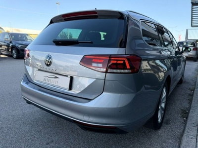 Volkswagen Passat Variant 2.0 TDI SCR 122 CV EVO DSG Business (5)
