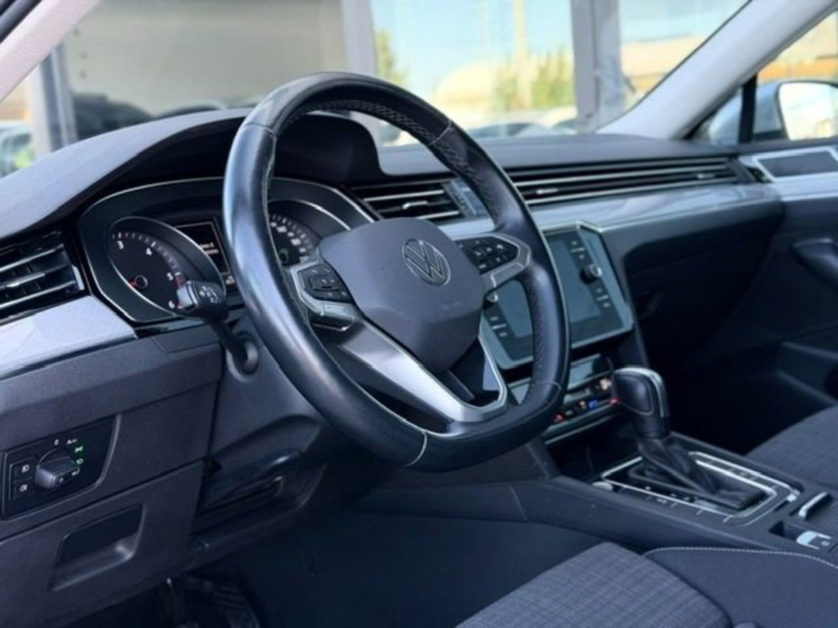 Volkswagen Passat Variant 2.0 TDI SCR 122 CV EVO DSG Business (7)