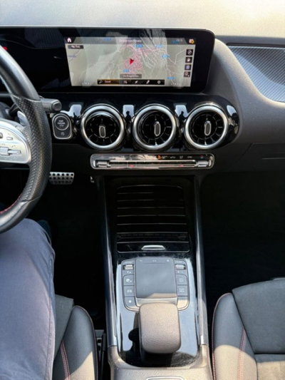 Mercedes-Benz GLA SUV 200 d Automatic Premium (12)
