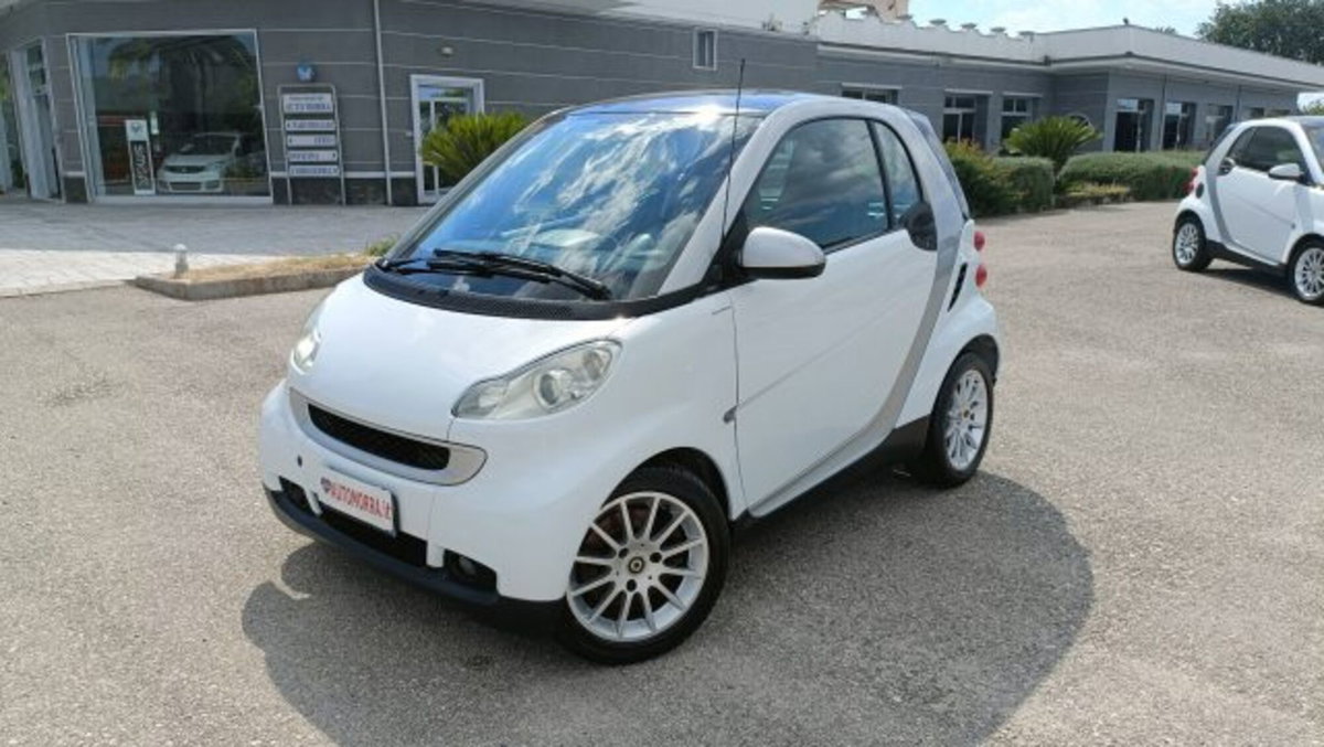 smart Fortwo 1000 62 kW coupé passion (2)