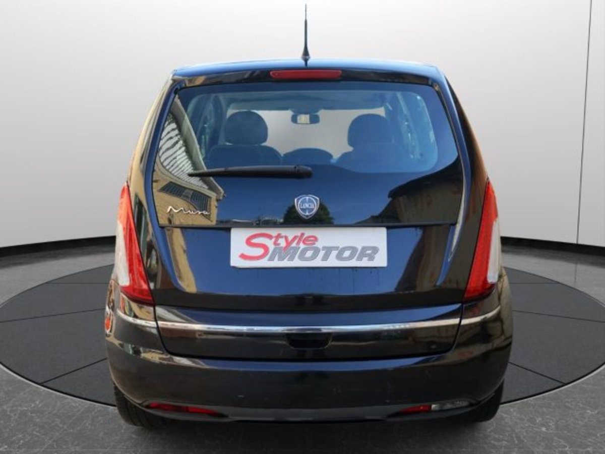 Lancia Musa 1.3 Mjt 16V 95 CV S&S DPF EGO (16)
