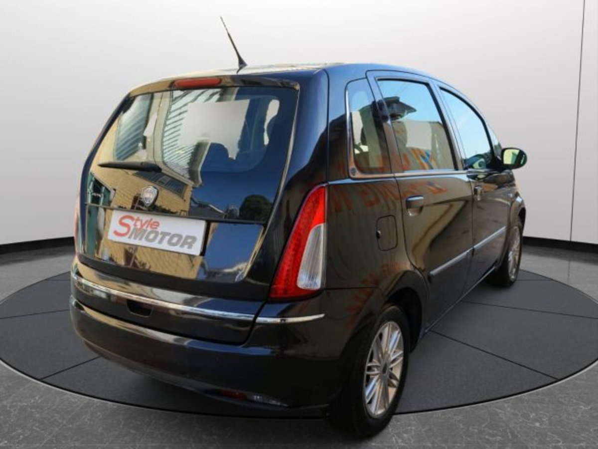 Lancia Musa 1.3 Mjt 16V 95 CV S&S DPF EGO (3)
