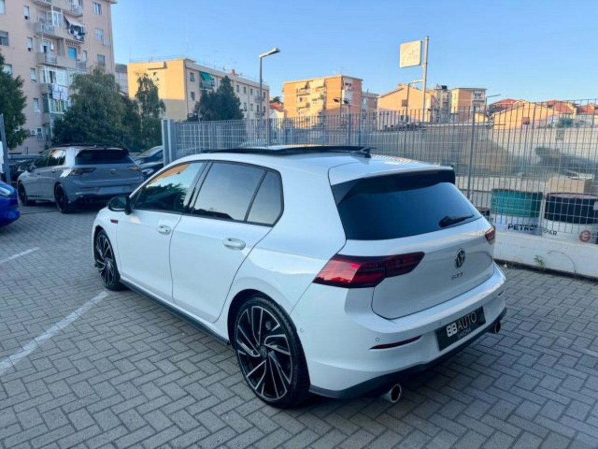 Volkswagen Golf 2.0 tsi GTI MT Ultimate 245cv (10)