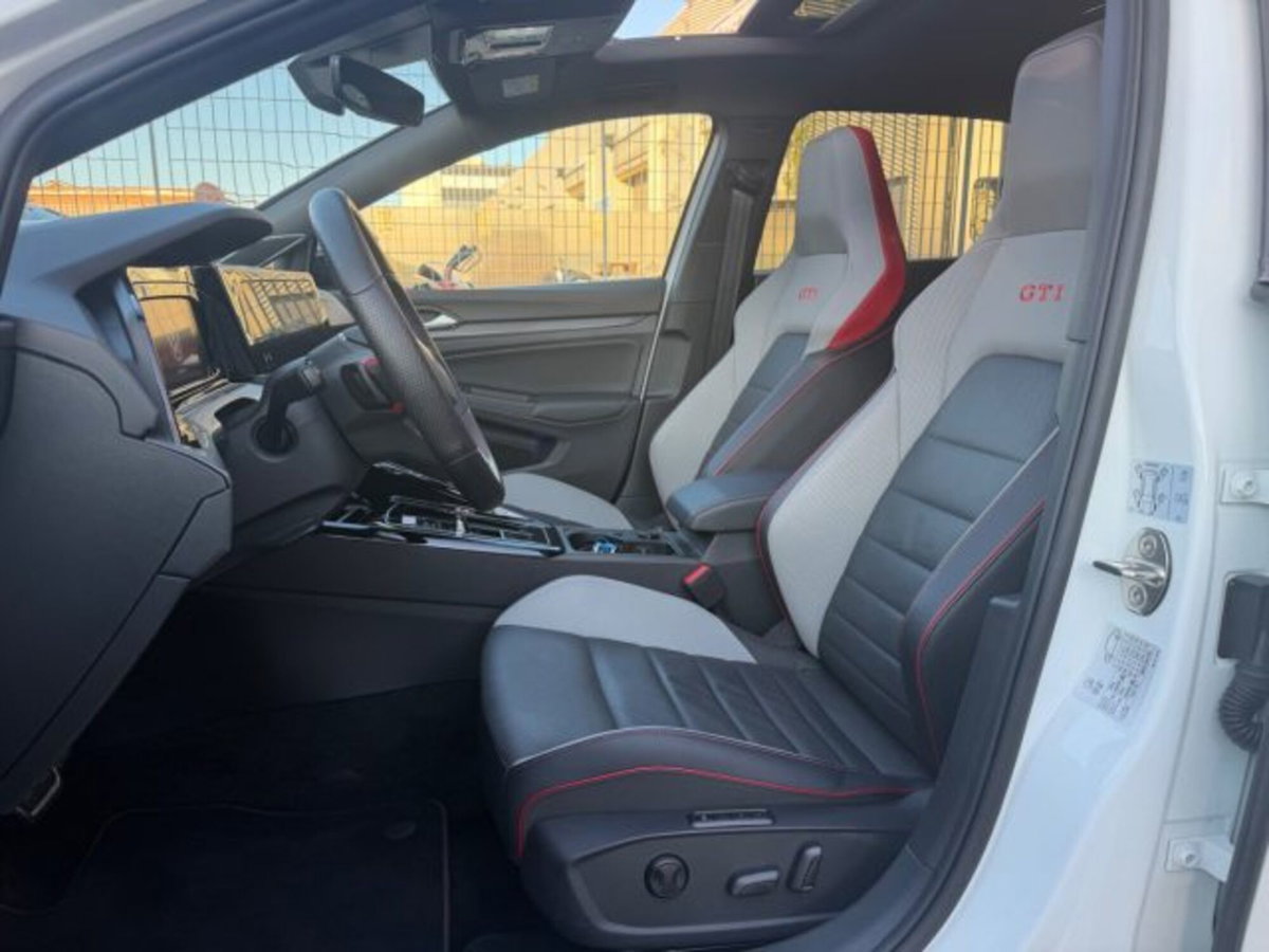 Volkswagen Golf 2.0 tsi GTI MT Ultimate 245cv (11)