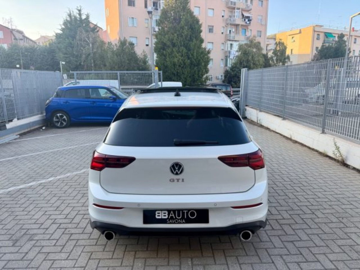Volkswagen Golf 2.0 tsi GTI MT Ultimate 245cv (8)