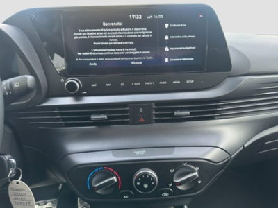 Hyundai Bayon 1.0 t-gdi Business 90cv dct (12)