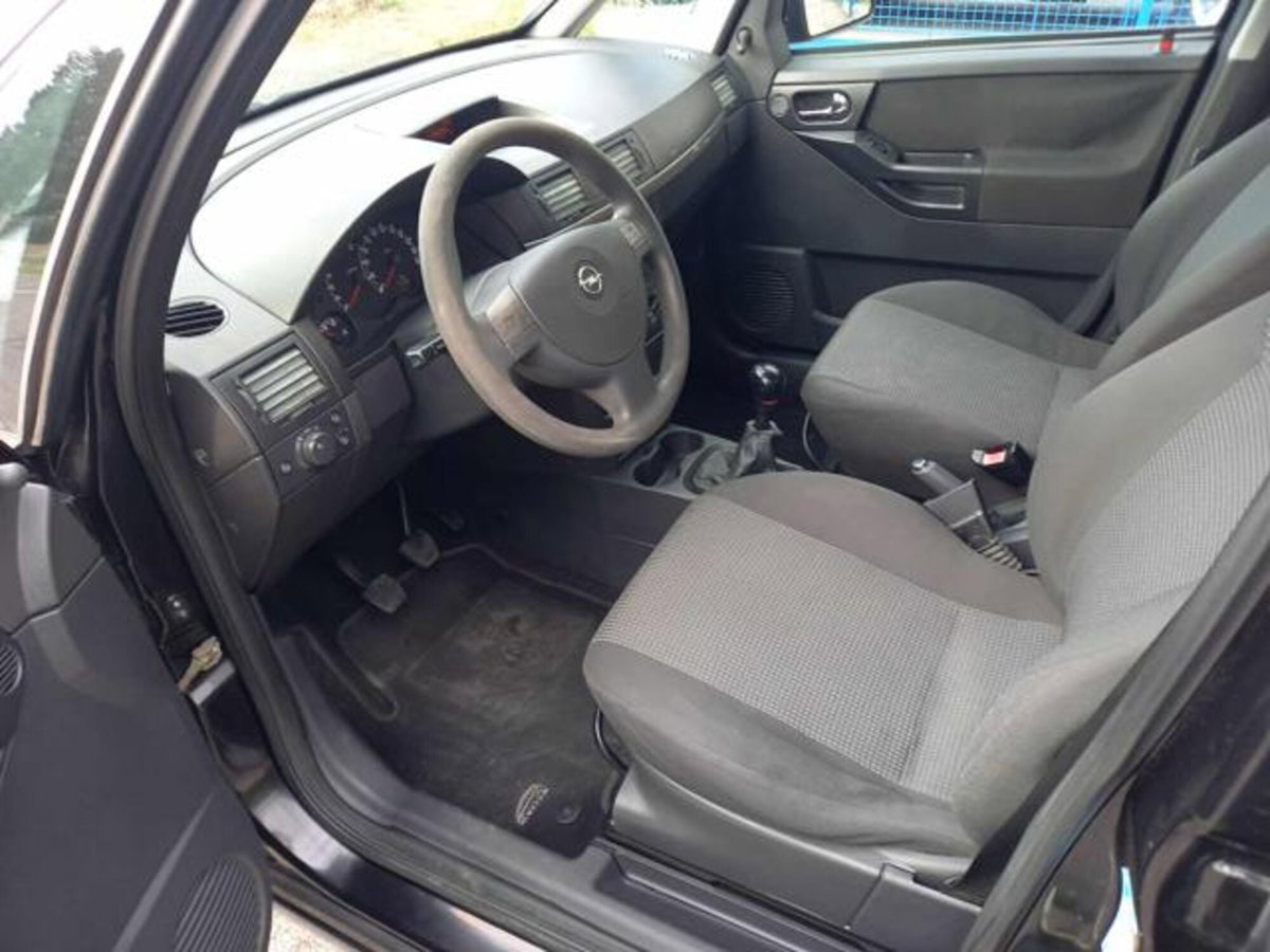 Opel Meriva 1.4 16V Club (10)
