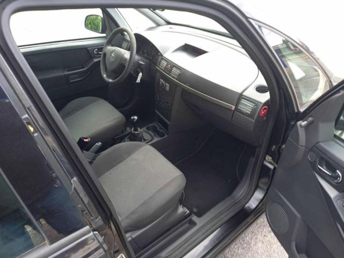 Opel Meriva 1.4 16V Club (12)