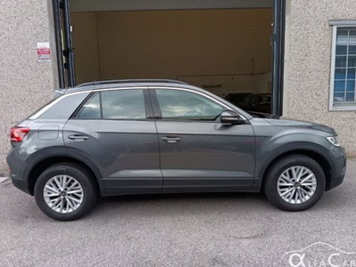 Volkswagen T-Roc 1.5 tsi Life dsg (18)