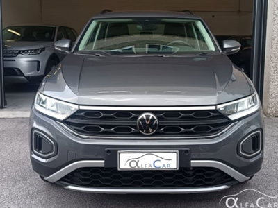 Volkswagen T-Roc 1.5 tsi Life dsg (3)