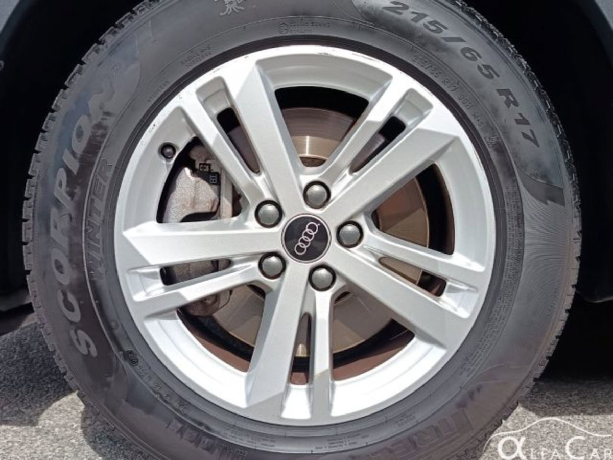 Audi Q3 45 TFSI e S tronic Business (16)