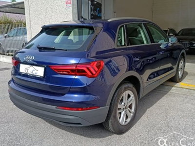 Audi Q3 45 TFSI e S tronic Business (2)