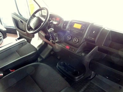 Peugeot Boxer Furgone 335 2.2 BlueHDi 140 S&S PM-TM Furgone Premium (9)