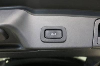 Land Rover Range Rover Evoque 2.0D I4 180 CV AWD Auto HSE (17)