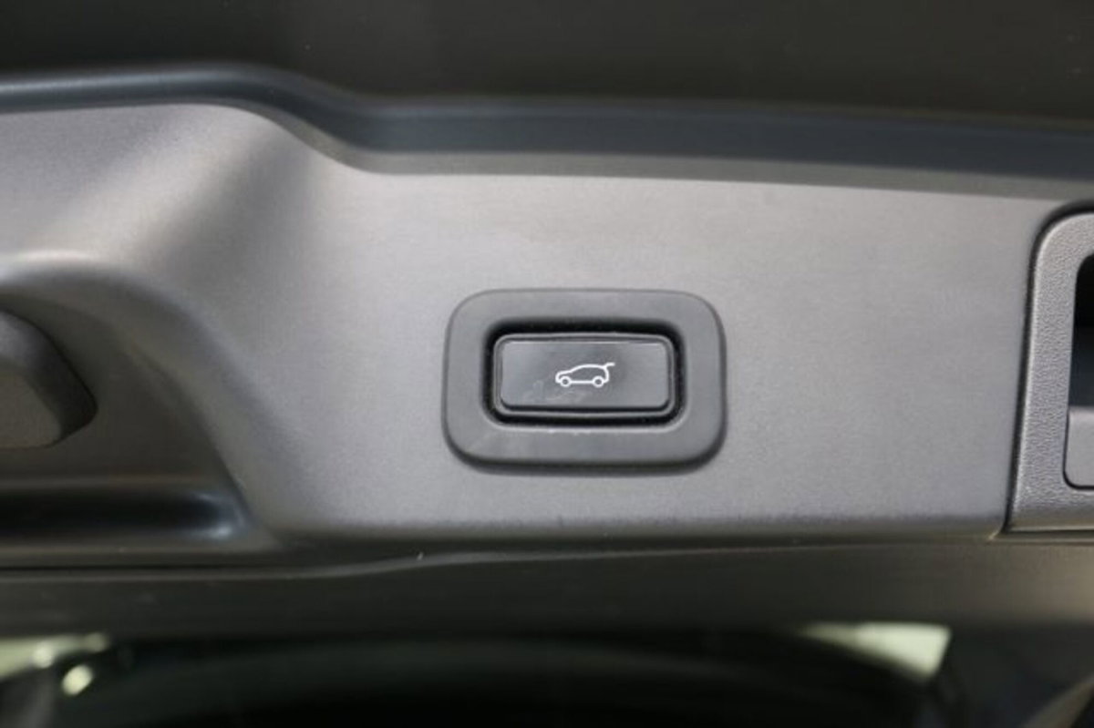 Land Rover Range Rover Evoque 2.0D I4 180 CV AWD Auto HSE (17)