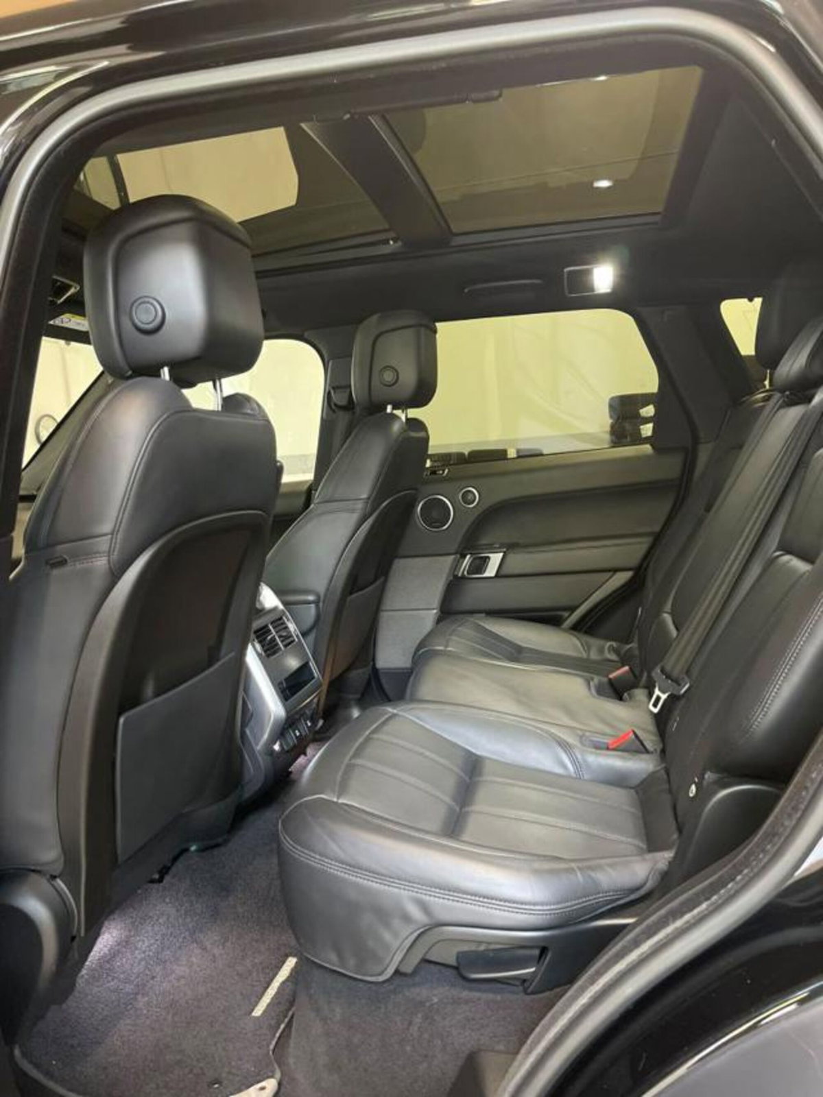 Land Rover Range Rover Sport 3.0 SDV6 249 CV HSE Dynamic (13)
