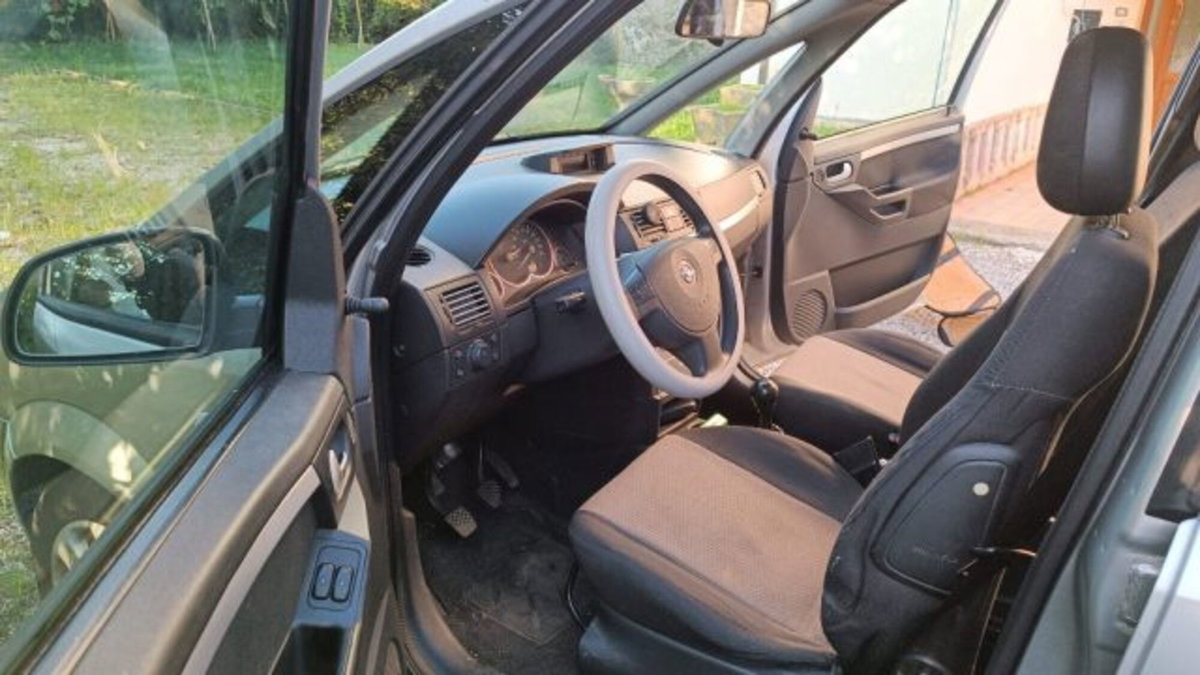 Opel Meriva 1.7 CDTI 101CV Cosmo (9)