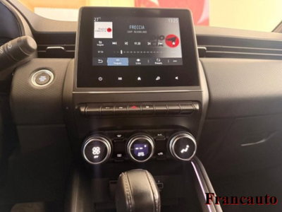 Renault Clio Full Hybrid E-Tech 145 CV 5 porte Engineered (11)