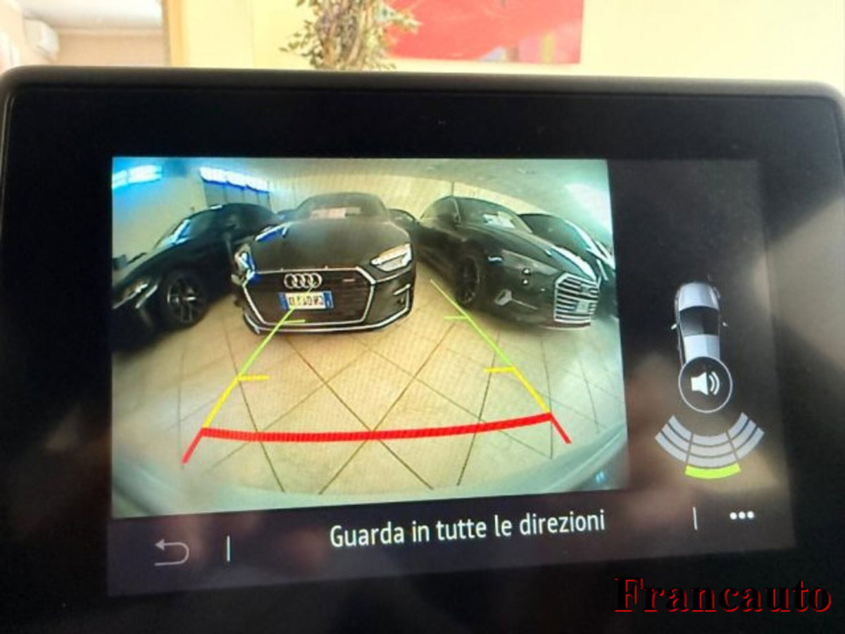 Renault Clio Full Hybrid E-Tech 145 CV 5 porte Engineered (12)
