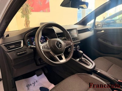 Renault Clio Full Hybrid E-Tech 145 CV 5 porte Engineered (8)