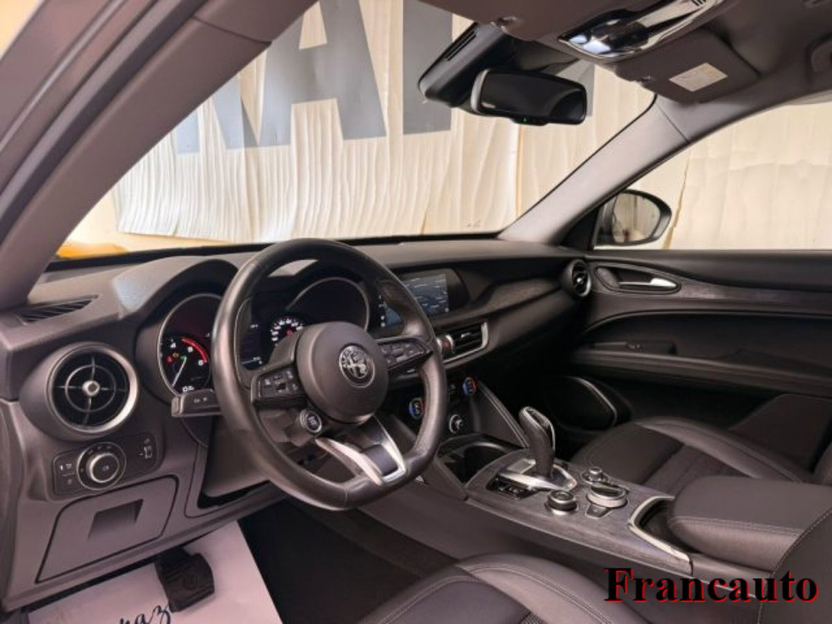 Alfa Romeo Stelvio Stelvio 2.2 Turbodiesel 190 CV AT8 RWD Executive (6)