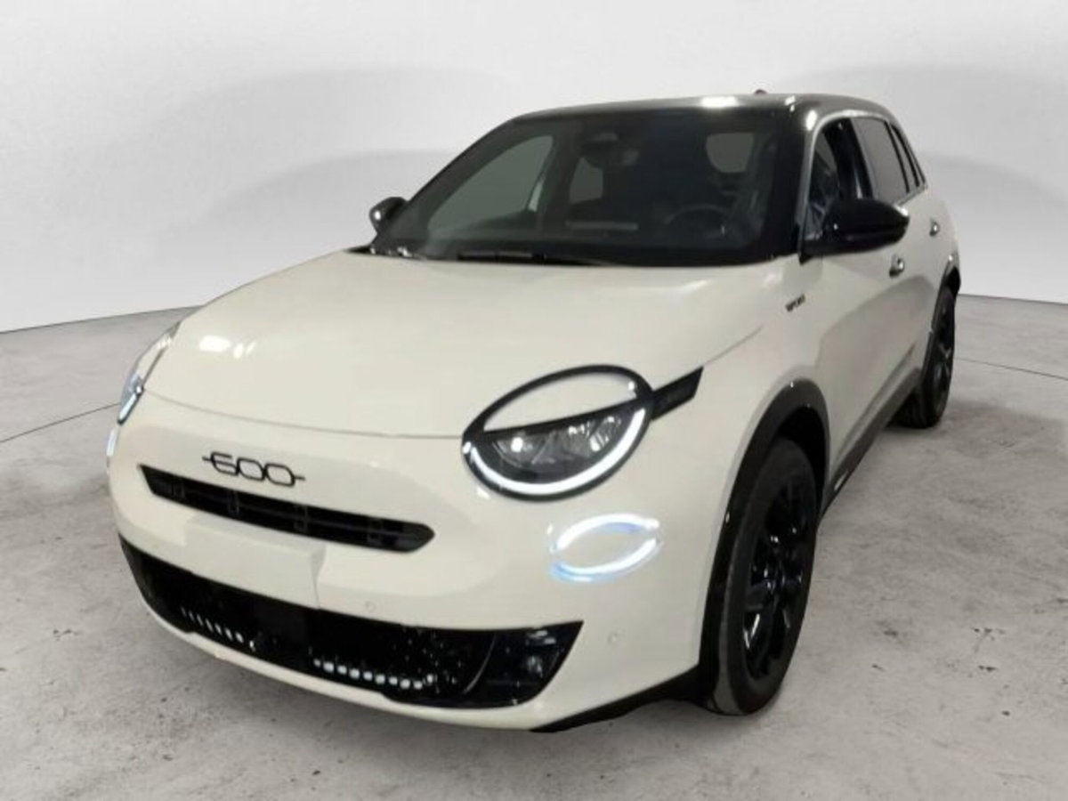 Fiat 600 1.2 hybrid Sport 145cv auto