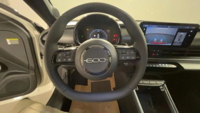 Fiat 600 1.2 hybrid Sport 145cv auto (15)