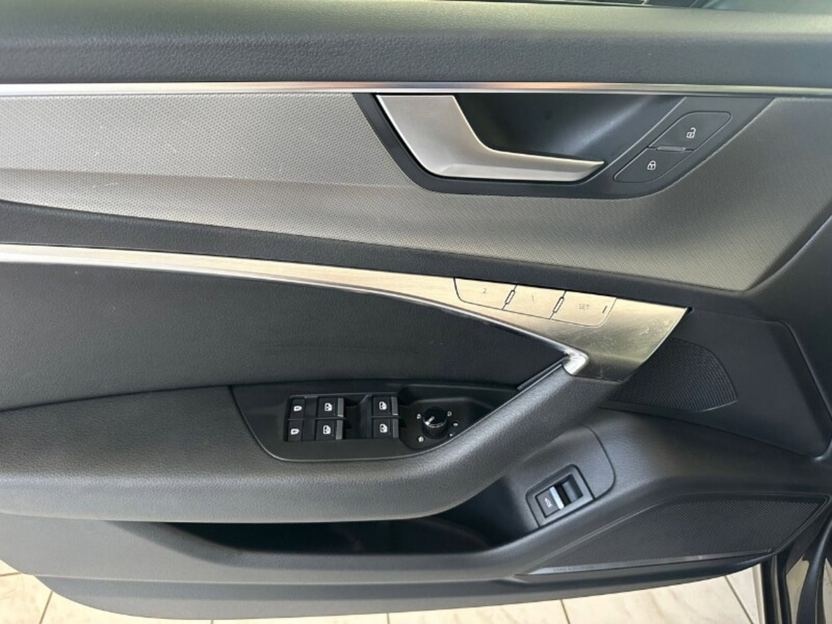 Audi A6 Avant 40 2.0 TDI quattro ultra S tronic Sport (10)