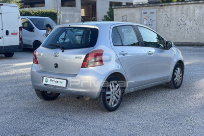 Toyota Yaris 1.0 5 porte (5)