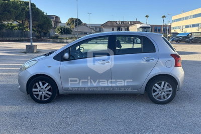 Toyota Yaris 1.0 5 porte (7)