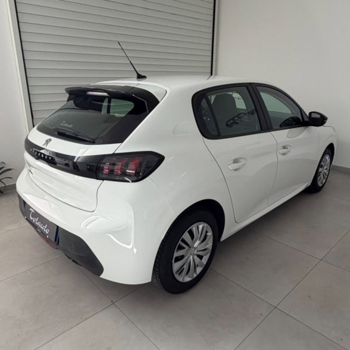 Peugeot 208 BlueHDi 100 Stop&Start 5 porte Active (8)