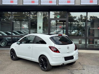 Opel Corsa 1.4 16V 3 porte b-color (6)