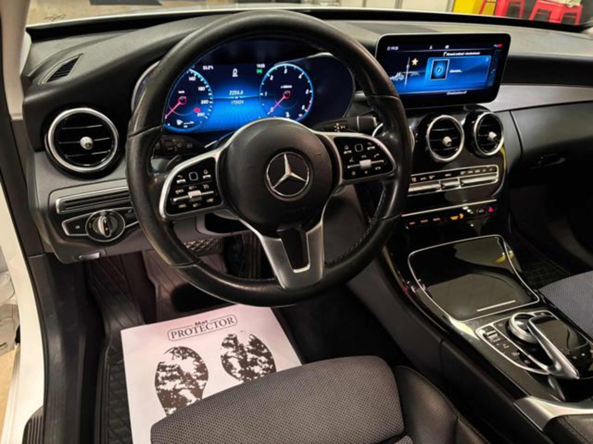 Mercedes-Benz Classe C Station Wagon 220 d Auto Premium (9)