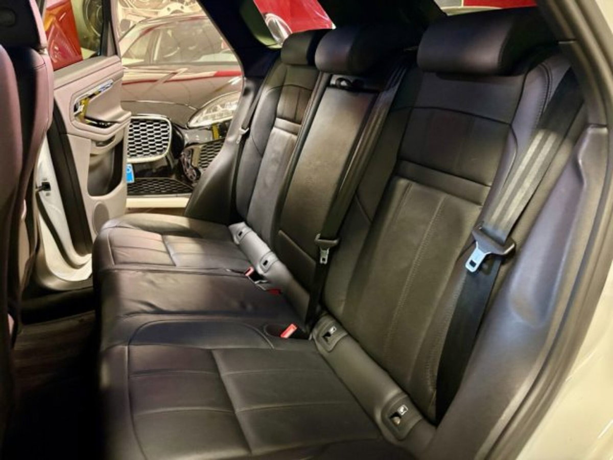 Land Rover Range Rover Evoque 2.0D I4 163 CV AWD Auto R-Dynamic (10)