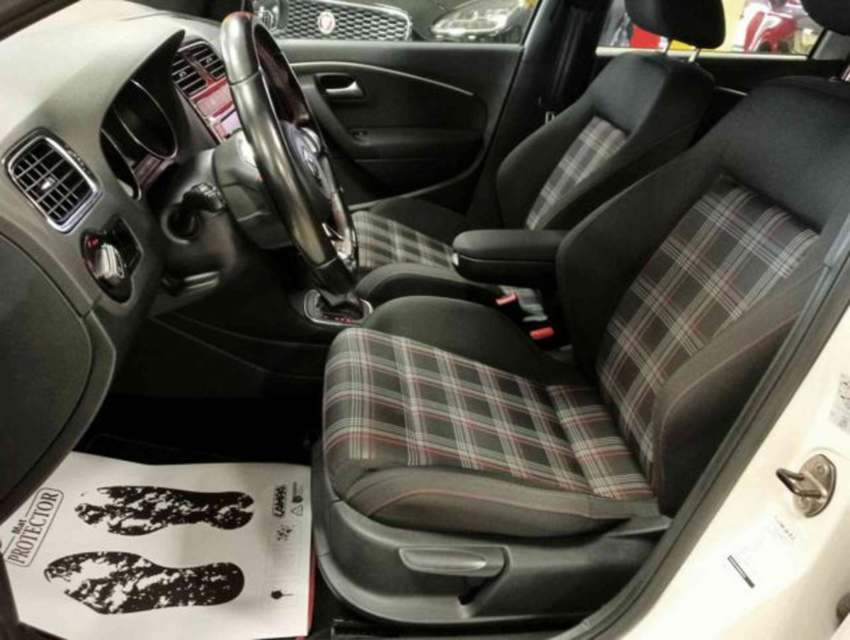 Volkswagen Polo GTI 1.8 5p. DSG BlueMotion Technology (2)