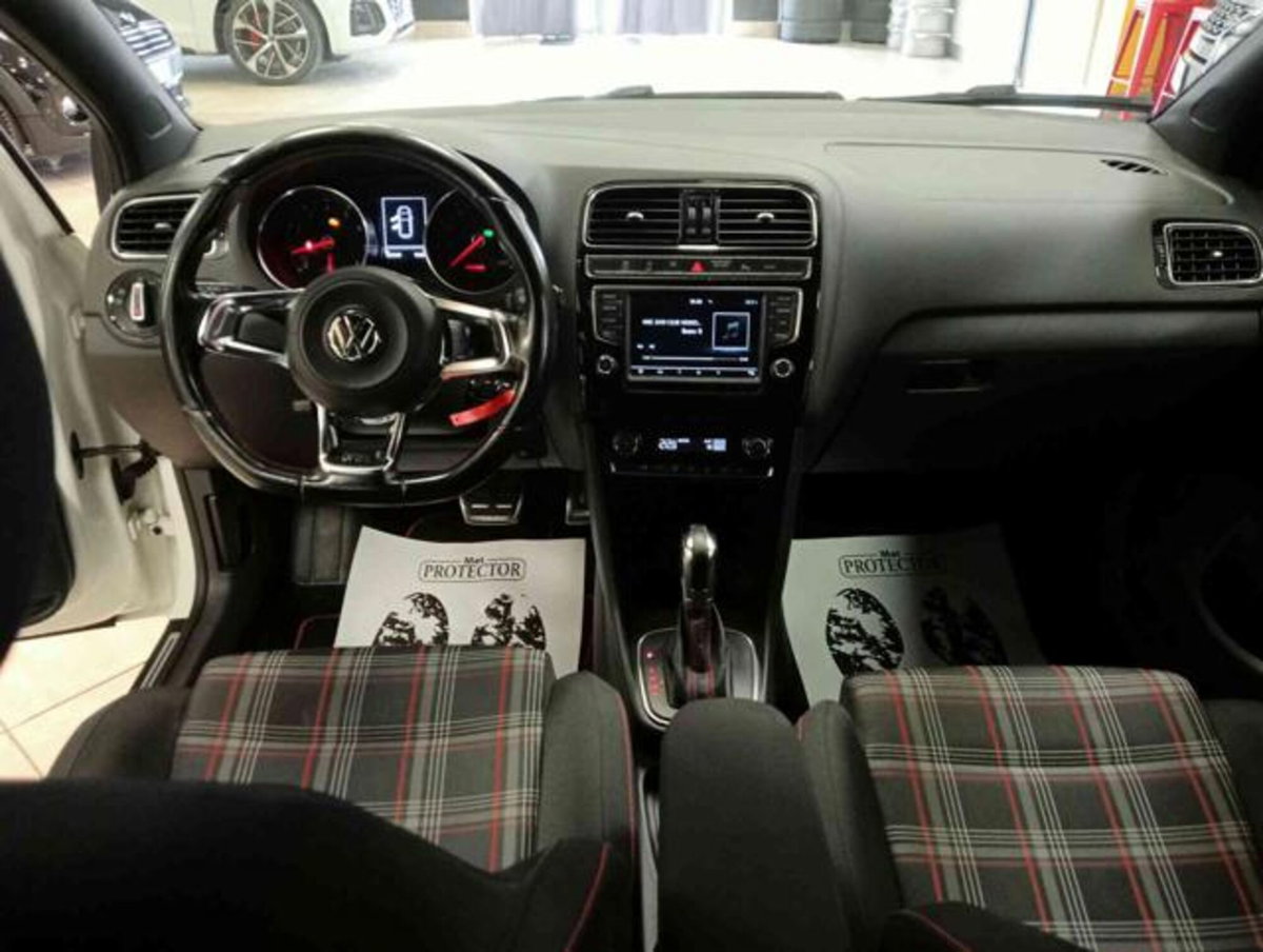 Volkswagen Polo GTI 1.8 5p. DSG BlueMotion Technology (5)
