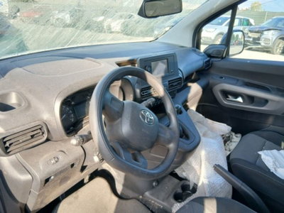 Toyota Proace City Verso City Verso 1.5D 130 CV S&S Short Luxury (17)
