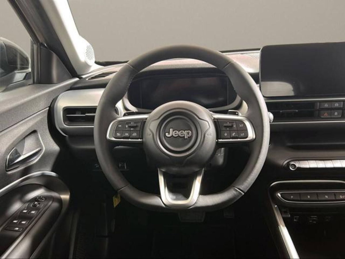 Jeep Avenger 1.2 turbo e-hybrid mhev Summit fwd 110cv edct6 (16)