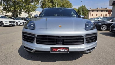 Porsche Cayenne Coupé 3.0 V6 (2)