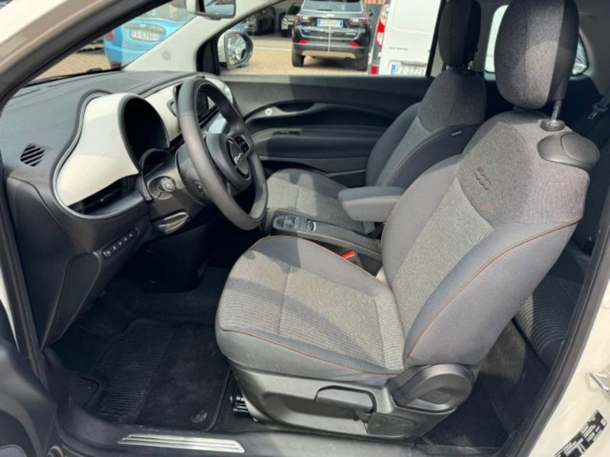 Fiat 500 1.0 hybrid Icon (9)