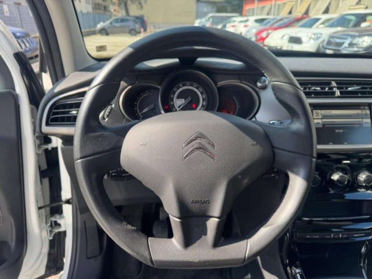 Citroen C3 PureTech 82 Live Edition (8)