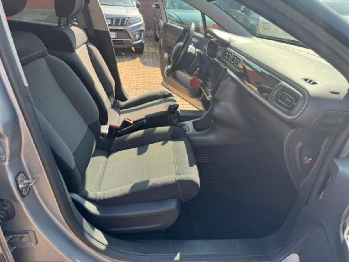 Citroen C3 PureTech 82 Shine (13)