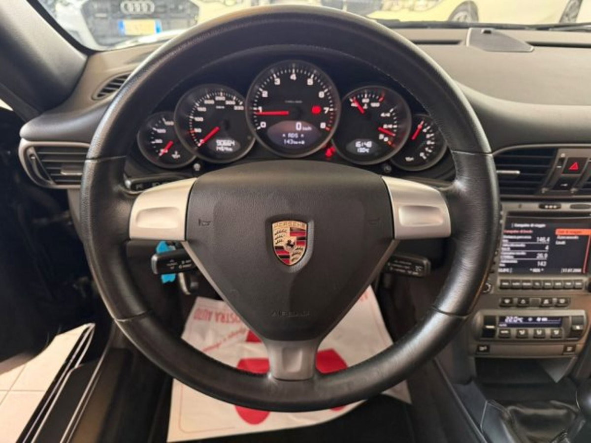 Porsche 911 Coupé Carrera 4 (20)