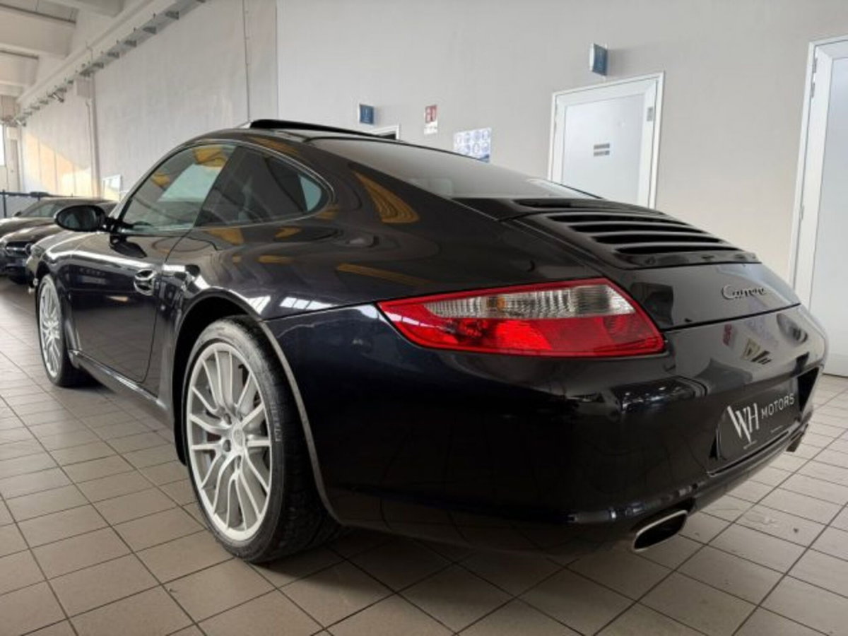 Porsche 911 Coupé Carrera 4 (4)