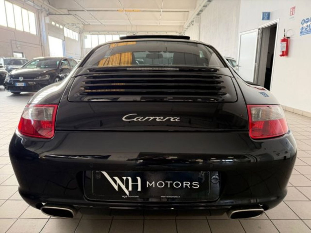 Porsche 911 Coupé Carrera 4 (5)