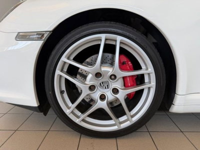 Porsche 911 Coupé Carrera 4S (8)