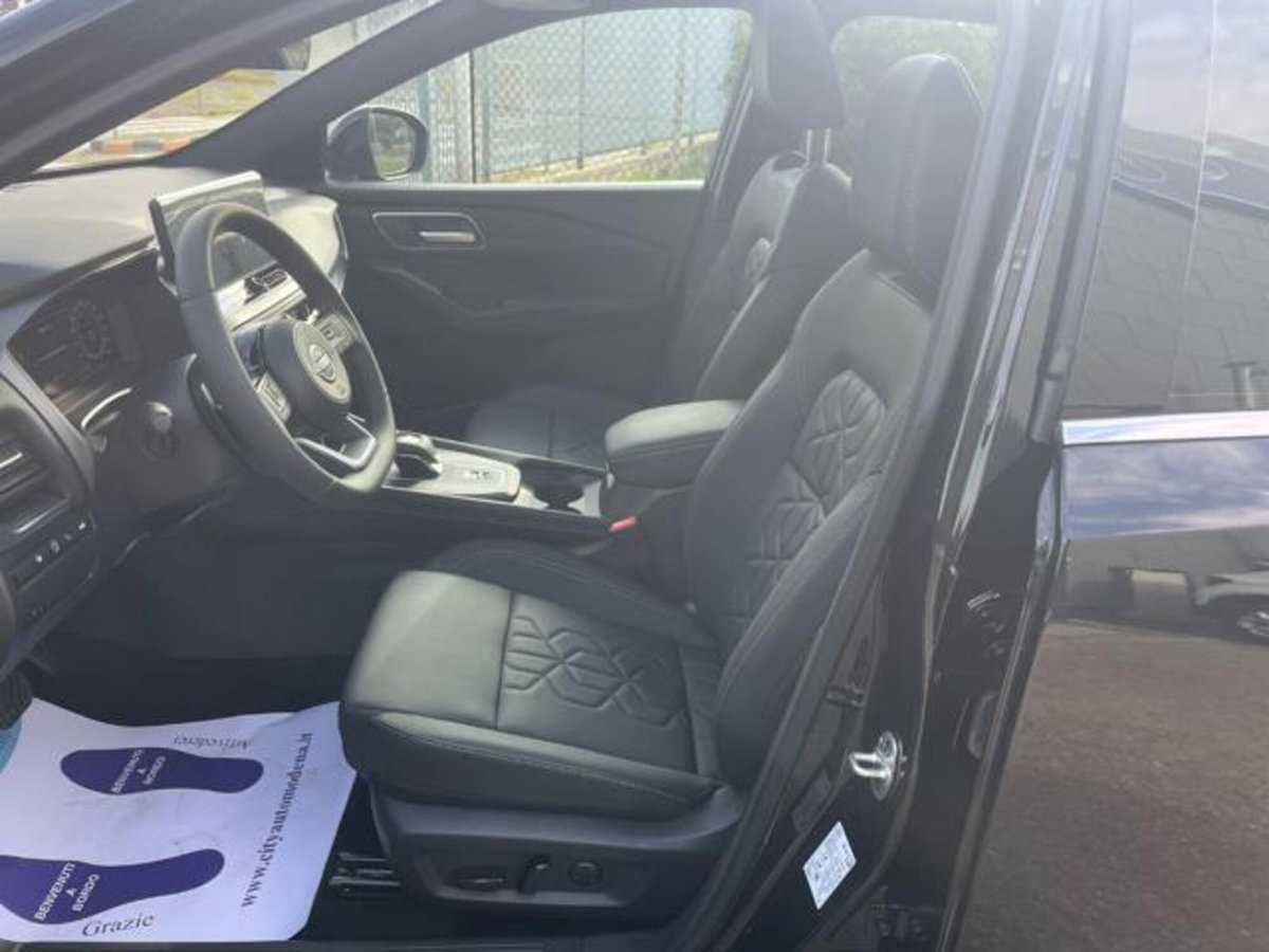 Nissan Qashqai 1.3 mhev Tekna 4wd 158cv xtronic (12)